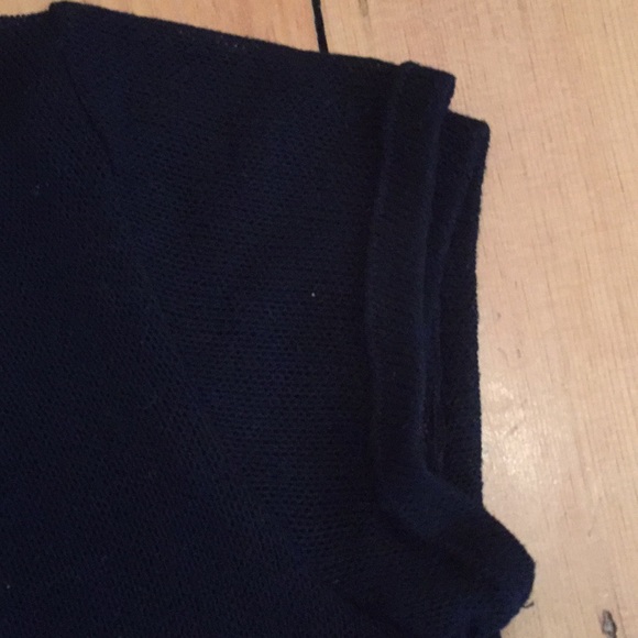 CLUB MONACO MESH TOP - Picture 5 of 8